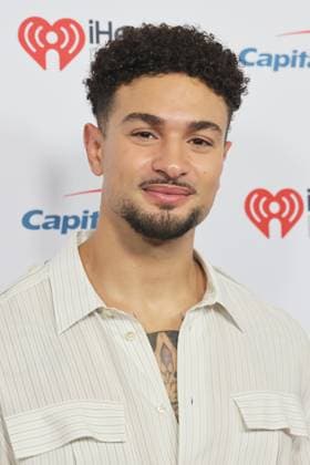 2025 iHeartRadio Music Festival - Press Room Miguel Harichi attends the 2025 iHeartRadio Music Festival at T-Mobile Arena on September 19, 2025 in Las Vegas, Nevada. Las Vegas T-Mobile Arena NV USA Copyright: xcraSH imageSPACEx