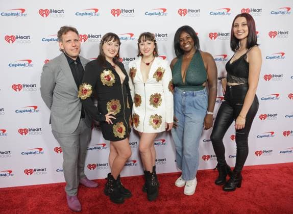2025 iHeartRadio Music Festival - Press Room Kuma Monster, Dinomite Twins, Caiuwus, and EvOra attend the 2025 iHeartRadio Music Festival at T-Mobile Arena on September 19, 2025 in Las Vegas, Nevada. Las Vegas T-Mobile Arena NV USA Copyright: xcraSH imageSPACEx