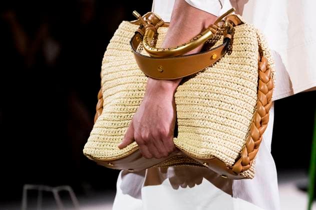Model at the Lola Casademunt by Maite Fashion Show at the Mercedes Benz Fashion Week Madrid Spring Summer 2026 at the Ifema Madrid exhibition center, 19 09 2025 Foto:xDyDxFotografosx xFuturexImagex casademunt_5943