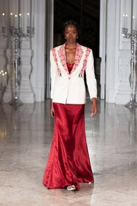 Sanyukta Shrestha SS26 LFW Catwalk Show Model walks the Sanyukta Shrestha SS26 LFW Catwalk Show at 1901 Ballroom, Andaz London Hotel, 40 Liverpool Street, EC2M 7QN on 19,09,2025, Credit:JIMMY JAMES Avalon United Kingdom, England, London, Westminster  Copyright: xJIMMYxJAMESx xAvalonx 1038824252