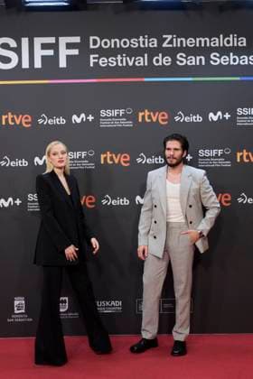 73rd San Sebastian International Film Festival: Deux pianos Two Pianos Red Carpet Francois Civil, Nadia Tereszkiewicz attended Deux pianos Two Pianos Red Carpet during 73rd San Sebastian International Film Festival at Kursaal Theatre on September 20, 2025 in Donostia San Sebastian, Spain Photo by IMAGO MPG Donostia San Sebastian Kursaal Theatre Euskadi Spain  Copyright: xMPGx