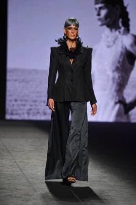 Mercedes-Benz Fashion Week de Madrid - 20 Sep 2025 A model walks the runway wearing a design by MALNE during the Mercedes-Benz Fashion Week de Madrid in IFERMA. Madrid Spain Copyright: xAtilanoxGarciax xSOPAxImagesx FOTO48618