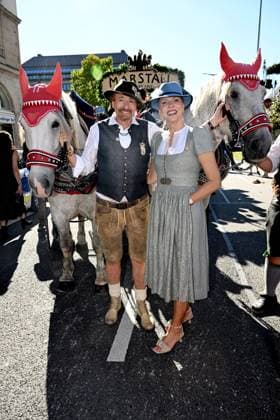 Thomas Gottschalk mit Frau Karina - 190. Oktoberfest - Wiesn in München, 20. Oktober 2025 *** Thomas Gottschalk with his wife Karina 190 Oktoberfest Wiesn in Munich, October 20, 2025