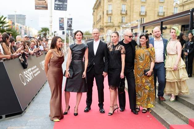 73rd San Sebastian International Film Festival - ffeksjonverdi Sentimental Value - Red Carpet Stellan Skarsgard, Renate Reinsve, Joachim Trier attended Affeksjonverdi Sentimental Value Red Carpet during 73rd San Sebastian International Film Festival at Victoria Eugenia Theatre on September 20, 2025 in Donostia San Sebastian, Spain Photo by ABACAPRESS.COM Donostia San Sebastian Euskadi Spain  Copyright: xABACAx
