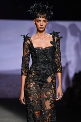 MALNE Mercedes-Benz Fashion Week de Madrid A model walks the runway wearing a design by MALNE during Mercedes-Benz Fashion Week de Madrid in IFERMA, 20 de septiembre 2025 Spain Featuring: A model walks the runway wearing a design by MALNE during Mercedes-Benz Fashion Week de Madrid in IFERMA, 20 de septiembre 2025 Spain Where: Madrid, Spain When: 20 Sep 2025 Credit: Oscar Gonzalez WENN Madrid Spain Copyright: xOscarxGonzalez WENNx wenn40663430 OFA ZOJx wenn40663430