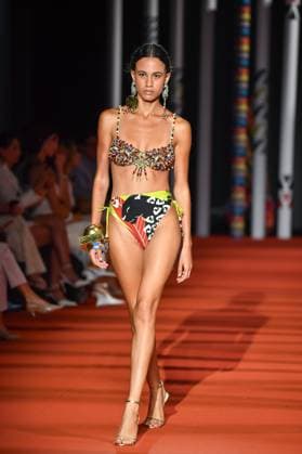 Dolores Cortes Mercedes-Benz Fashion Week de Madrid A model walks the runway wearing a design by Dolores Cortes during Mercedes-Benz Fashion Week de Madrid in IFERMA, 20 de septiembre 2025 Spain Featuring: A model walks the runway wearing a design by Dolores Cortes during Mercedes-Benz Fashion Week de Madrid in IFERMA, 20 de septiembre 2025 Spain Where: Madrid, Spain When: 20 Sep 2025 Credit: Oscar Gonzalez WENN Madrid Spain Copyright: xOscarxGonzalez WENNx wenn40663349 OFA ZOJx wenn40663349