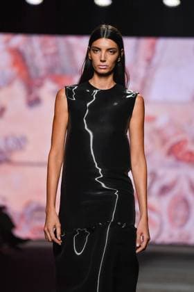 FELY CAMPO Fashion Week de Madrid A model walks the runway wearing a design by FELY CAMPO during Mercedes-Benz Fashion Week de Madrid in IFERMA, 20 de septiembre 2025 Spain Featuring: A model walks the runway wearing a design by Fely Campo during Mercedes-Benz Fashion Week de Madrid in IFERMA, 20 septiembre 2025 Spain Where: Madrid, Spain When: 20 Sep 2025 Credit: Oscar Gonzalez WENN Madrid Spain Copyright: xOscarxGonzalez WENNx wenn40662561 OFA ZOJx wenn40662561
