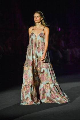 ODETTE ALVAREZ Fashion Week de Madrid A model walks the runway wearing a design by ODETTE ÃLVAREZ during Mercedes-Benz Fashion Week de Madrid in IFERMA, 20 de septiembre 2025 Spain Featuring: A model walks the runway wearing a design by Odette Alvarez during Mercedes-Benz Fashion Week de Madrid in IFERMA, 20 septiembre 2025 Spain Where: Madrid, Spain When: 20 Sep 2025 Credit: Oscar Gonzalez WENN Madrid Spain Copyright: xOscarxGonzalez WENNx wenn40662601 OFA ZOJx wenn40662601