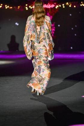 ODETTE ALVAREZ Fashion Week de Madrid A model walks the runway wearing a design by ODETTE ÃLVAREZ during Mercedes-Benz Fashion Week de Madrid in IFERMA, 20 de septiembre 2025 Spain Featuring: A model walks the runway wearing a design by Odette Alvarez during Mercedes-Benz Fashion Week de Madrid in IFERMA, 20 septiembre 2025 Spain Where: Madrid, Spain When: 20 Sep 2025 Credit: Oscar Gonzalez WENN Madrid Spain Copyright: xOscarxGonzalez WENNx wenn40662596 OFA ZOJx wenn40662596