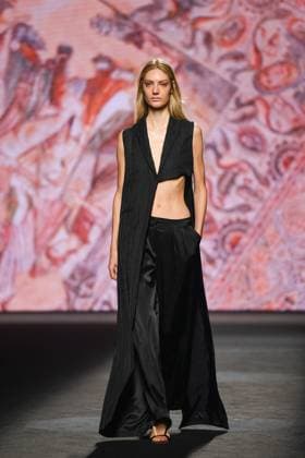 FELY CAMPO Fashion Week de Madrid A model walks the runway wearing a design by FELY CAMPO during Mercedes-Benz Fashion Week de Madrid in IFERMA, 20 de septiembre 2025 Spain Featuring: A model walks the runway wearing a design by Fely Campo during Mercedes-Benz Fashion Week de Madrid in IFERMA, 20 septiembre 2025 Spain Where: Madrid, Spain When: 20 Sep 2025 Credit: Oscar Gonzalez WENN Madrid Spain Copyright: xOscarxGonzalez WENNx wenn40662544 OFA ZOJx wenn40662544
