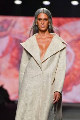 FELY CAMPO Fashion Week de Madrid A model walks the runway wearing a design by FELY CAMPO during Mercedes-Benz Fashion Week de Madrid in IFERMA, 20 de septiembre 2025 Spain Featuring: A model walks the runway wearing a design by Fely Campo during Mercedes-Benz Fashion Week de Madrid in IFERMA, 20 septiembre 2025 Spain Where: Madrid, Spain When: 20 Sep 2025 Credit: Oscar Gonzalez WENN Madrid Spain Copyright: xOscarxGonzalez WENNx wenn40662539 OFA ZOJx wenn40662539