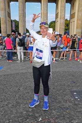 Eva Mona Rodekirchen - Promis laufen für RTL Wir helfen Kindern beim 51. BMW Marathon in Berlin am 21.09.2025 *** Eva Mona Rodekirchen Celebrities run for RTL We help children at the 51 BMW Marathon in Berlin on 21 09 2025