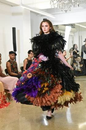 (NEW) Couture Fashion Week 2025 in New York City, New York. Saturday September 20th, New York City. New York USA. Fashion Week begins in New York City, from September fashion weeks for 2025 include New York Fashion Week (September 11 16). These events primarily showcase Spring Summer 2026 collections, with September being a key period for the fashion industry to present new trends for the upcoming season. This one, is one of the last runway shows of the season. Design by Khang Le.& xA;Credit: Victor M. Matos Thenews2& xA; (Foto: Victor M. Matos Thenews2 imago images)  Copyright: xVictorxM.xMatosx