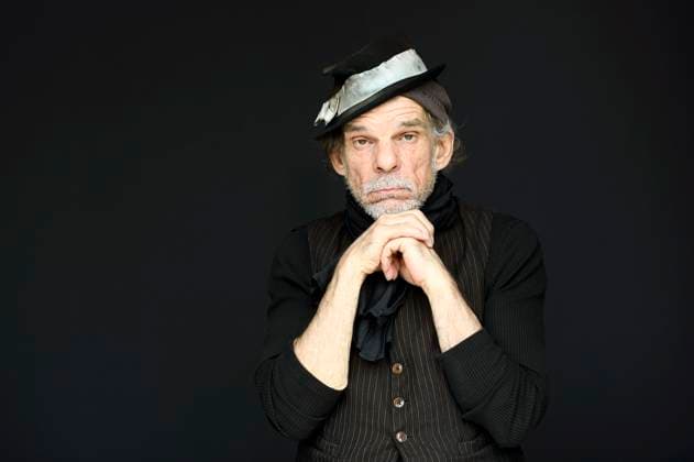 Bilder des Jahres 2025, Entertainment 09 September Denis Lavant bei einem exklusiven Photoshooting auf dem 73. Internationalen Filmfestival San Sebastian Festival Internacional de Cine de San Sebastian im Hotel Maria Cristina. San Sebastian, 21.09.2025 *** Denis Lavant at an exclusive photo shoot at the 73rd San Sebastian International Film Festival Festival Internacional de Cine de San Sebastian at the Hotel Maria Cristina San Sebastian, 21 09 2025 Foto:xC.xNiehausx xFuturexImagex lavant_5907