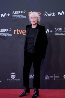 Le Cri Des Gardes (The Fence) - Red Carpet - 73rd San Sebastian International Film Festival Claire Denis attends the red carpet of the film Le Cri Des Gardes during the 73rd San Sebastian Donostia International Film Festival - Zinemaldia in San Sebastian, Spain, on September 21, 2025. San Sebastian Spain  Copyright: xCOOLMediax originalFilename: coolmedia-notitle250921_npnE2.jpg
