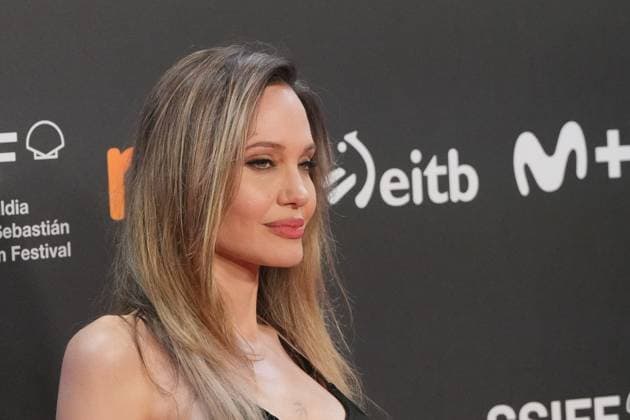 Presentation of the film Couture at the 73rd edition of the San Sebastian Film Festival Actress and director Angelina Jolie during the presentation of the film Couture, at the 73rd edition of the San Sebastian Film Festival, at the Kursaal Conference Center and Auditorium, September 21, 2025, in San Sebastian, Guipuzcoa, Basque Country Spain Couture is a French-American film directed by Alice Winocour that premieres today, September 21, The festival celebrates its 73rd edition from September 19 to 27, 2025, reinforcing its global prominence with 254 titles from 56 countries and an outstanding presence of Spanish cinema The participation of women behind the scenes increases and Basque cinema has 38 productions The event includes official se Copyright: xUnanuex 6972413