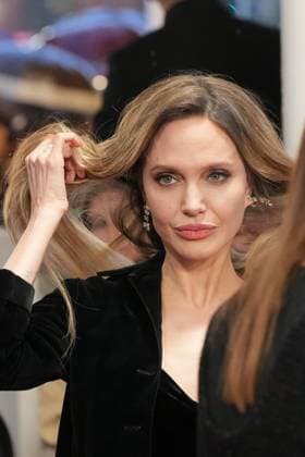 Presentation of the film Couture at the 73rd edition of the San Sebastian Film Festival Actress and director Angelina Jolie during the presentation of the film Couture, at the 73rd edition of the San Sebastian Film Festival, at the Kursaal Conference Center and Auditorium, September 21, 2025, in San Sebastian, Guipuzcoa, Basque Country Spain Couture is a French-American film directed by Alice Winocour that premieres today, September 21, The festival celebrates its 73rd edition from September 19 to 27, 2025, reinforcing its global prominence with 254 titles from 56 countries and an outstanding presence of Spanish cinema The participation of women behind the scenes increases and Basque cinema has 38 productions The event includes official se Copyright: xUnanuex 6972414