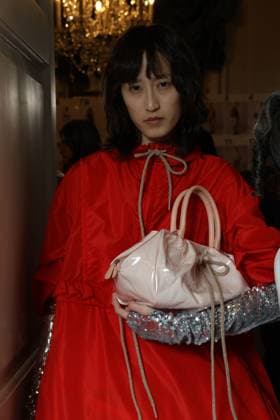 Simone Rocha backstage at London Fashion Week Simone Rocha Spring Summer 2026 backstage at London Fashion Week on September 21, 2025. CAP GOL GOL London England Unnited Kingdom Copyright: xRickxGold CapitalxPicturesx