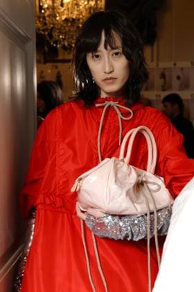 Simone Rocha backstage at London Fashion Week Simone Rocha Spring Summer 2026 backstage at London Fashion Week on September 21, 2025. CAP GOL GOL London England Unnited Kingdom Copyright: xRickxGold CapitalxPicturesx