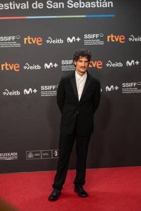 73rd San Sebastian International Film Festival SAN SEBASTIAN, SPAIN - SEPTEMBER 21: Co-producer and actress Angelina Jolie (not seen),director Alice Winocour (not seen), actress Garance Marillier (not seen), actor Louis Garrel, actress Anyier Anei (not seen), and actress Ella Rumpf (not seen), pose on the red carpet before the screening of the film The Couture in the official section of the 73rd San Sebastian International Film Festival at Kursaal Palace in San Sebastian, Spain, on September 21, 2025. Javi Julio Anadolu Sebastian Spain. Editorial use only. Please get in touch for any other usage. Copyright: x2025xAnadoluxJavixJuliox