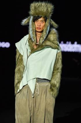 EGO Mercedes-Benz Fashion Week de Madrid - 21 Sep 2025 A model walks the runway wearing a design by Skinsfromtheinsideofmymouth during the Ego Mercedes-Benz Fashion Week de Madrid in IFERMA. Madrid Spain Copyright: xAtilanoxGarciax xSOPAxImagesx FOTO48770