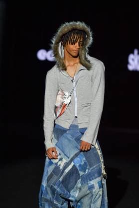 EGO Mercedes-Benz Fashion Week de Madrid - 21 Sep 2025 A model walks the runway wearing a design by Skinsfromtheinsideofmymouth during the Ego Mercedes-Benz Fashion Week de Madrid in IFERMA. Madrid Spain Copyright: xAtilanoxGarciax xSOPAxImagesx FOTO48772