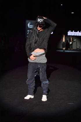 EGO Mercedes-Benz Fashion Week de Madrid - 21 Sep 2025 A model walks the runway wearing a design by Skinsfromtheinsideofmymouth during the Ego Mercedes-Benz Fashion Week de Madrid in IFERMA. Madrid Spain Copyright: xAtilanoxGarciax xSOPAxImagesx FOTO48789