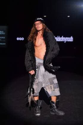 EGO Mercedes-Benz Fashion Week de Madrid - 21 Sep 2025 A model walks the runway wearing a design by Skinsfromtheinsideofmymouth during the Ego Mercedes-Benz Fashion Week de Madrid in IFERMA. Madrid Spain Copyright: xAtilanoxGarciax xSOPAxImagesx FOTO48795