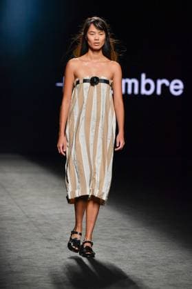 EGO Mercedes-Benz Fashion Week de Madrid - 21 Sep 2025 A model walks the runway wearing a design by Studio Cumbre during the Ego Mercedes-Benz Fashion Week de Madrid in IFERMA. Madrid Spain Copyright: xAtilanoxGarciax xSOPAxImagesx FOTO48927