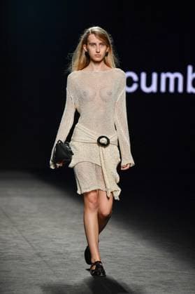 EGO Mercedes-Benz Fashion Week de Madrid - 21 Sep 2025 A model walks the runway wearing a design by Studio Cumbre during the Ego Mercedes-Benz Fashion Week de Madrid in IFERMA. Madrid Spain Copyright: xAtilanoxGarciax xSOPAxImagesx FOTO48944
