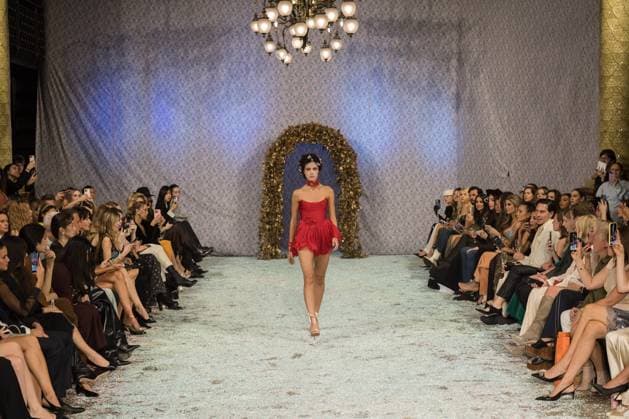 Aadnevik SS26 Show at London Fashion Week LONDON, UNITED KINGDOM - SEPTEMBER 21: A model walks the runway during Aadnevik Spring Summer 2026 show a la memoire de Marie Antoinette the last Queen at The Royal Horseguards Hotel as part of London Fashion Week in London, United Kingdom on September 21, 2025. Wiktor Szymanowicz Anadolu London United Kingdom. Editorial use only. Please get in touch for any other usage.  Copyright: x2025xAnadoluxWiktorxSzymanowiczx