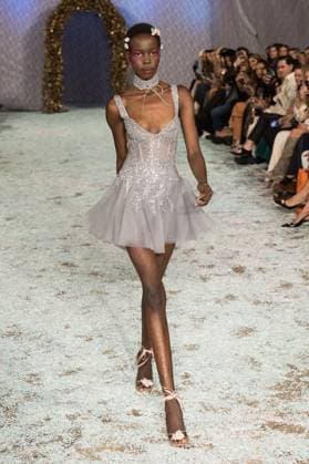 Aadnevik SS26 Show at London Fashion Week LONDON, UNITED KINGDOM - SEPTEMBER 21: A model walks the runway during Aadnevik Spring Summer 2026 show a la memoire de Marie Antoinette the last Queen at The Royal Horseguards Hotel as part of London Fashion Week in London, United Kingdom on September 21, 2025. Wiktor Szymanowicz Anadolu London United Kingdom. Editorial use only. Please get in touch for any other usage.  Copyright: x2025xAnadoluxWiktorxSzymanowiczx