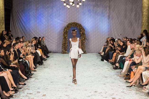 Aadnevik SS26 Show at London Fashion Week LONDON, UNITED KINGDOM - SEPTEMBER 21: A model walks the runway during Aadnevik Spring Summer 2026 show a la memoire de Marie Antoinette the last Queen at The Royal Horseguards Hotel as part of London Fashion Week in London, United Kingdom on September 21, 2025. Wiktor Szymanowicz Anadolu London United Kingdom. Editorial use only. Please get in touch for any other usage.  Copyright: x2025xAnadoluxWiktorxSzymanowiczx