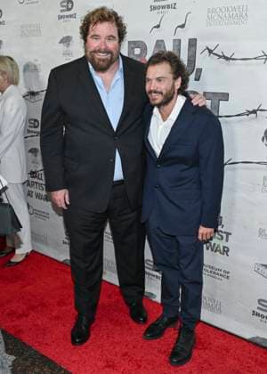 September 21, 2025, Los Angeles, California, USA: Director SEAN MCNAMARA, American actor EMILE HIRSCH attend Bau, Artist At War World Premiere. Los Angeles USA - ZUMAb173 20250921_aap_b173_005 Copyright: xBillyxBennightx