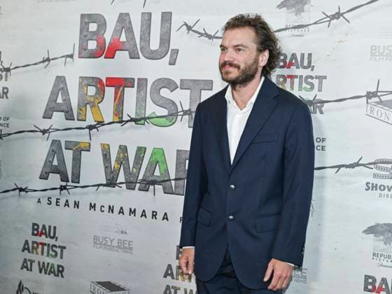 September 21, 2025, Los Angeles, California, USA: American actor EMILE HIRSCH attends Bau, Artist At War World Premiere. Los Angeles USA - ZUMAb173 20250921_aap_b173_014 Copyright: xBillyxBennightx
