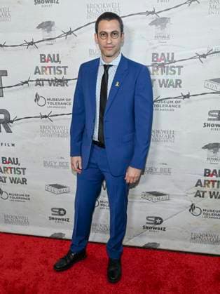 September 21, 2025, Los Angeles, California, USA: Actor ADAM TSEKHMAN attends Bau, Artist At War World Premiere. Los Angeles USA - ZUMAb173 20250921_aap_b173_028 Copyright: xBillyxBennightx