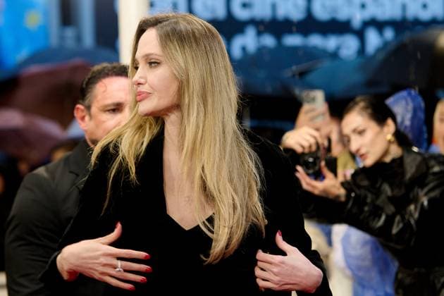 Couture - Red Carpet - 73rd San Sebastian International Film Festival Angelina Jolie attends the red carpet of the film Couture during the 73rd San Sebastian Donostia International Film Festival - Zinemaldia in San Sebastian, Spain, on September 21, 2025. San Sebastian Spain  Copyright: xCOOLMediax originalFilename: coolmedia-notitle250922_np6zS.jpg