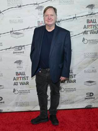 September 21, 2025, Los Angeles, California, USA: SCOTT COULTER attends Bau, Artist At War World Premiere. Los Angeles USA - ZUMAb173 20250921_aap_b173_044 Copyright: xBillyxBennightx