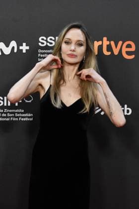 73eme Festival International du Film de San Sebastian 73rd San Sebastian International Film Festival COUTURE Red Carpet Angelina Jolie attends the Couture red carpet during the 73rd San Sebastian International Film Festival 448895 2025 09 21 San Sebastian Espagne  Copyright: xThomasxBohlenx STAR_448895_020