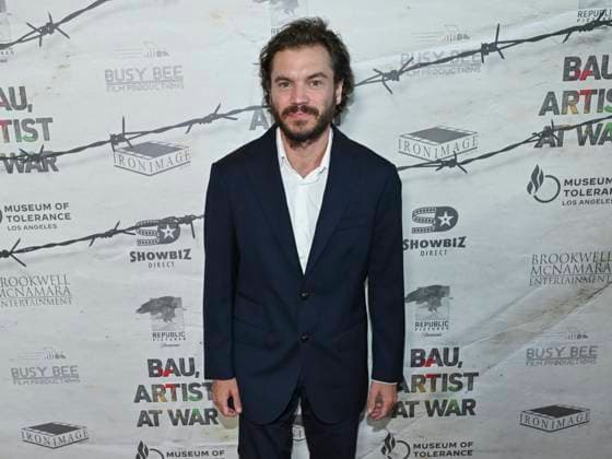 September 21, 2025, Los Angeles, California, USA: American actor EMILE HIRSCH attends Bau, Artist At War World Premiere. Los Angeles USA - ZUMAb173 20250921_aap_b173_068 Copyright: xBillyxBennightx