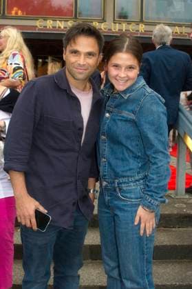 Karim Cherif with daughter Anais Cherif at the premiere of the play Miss Merkel Mord in der Uckermark at the Komödie am Kurfürstendamm in the Ernst Reuter Saal Berlin, 21 09 2025 Foto:xC.xBehringx xFuturexImagex merkel_prem_5915