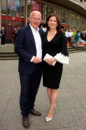 Kai Wegner and Katharina Günther Wünsch at the premiere of the play Miss Merkel Mord in der Uckermark at the Komödie am Kurfürstendamm in the Ernst Reuter Saal Berlin, 21 09 2025 Foto:xC.xBehringx xFuturexImagex merkel_prem_5916