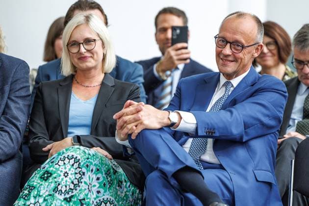 Award ceremony for the national winners of the startsocial competition Press event at the award ceremony for the national winners of the startsocial competition with Federal Chancellor Friedrich Merz CDU and Minister of State for Sport and Volunteering Dr. Christiane Schenderlein in Berlin on 22 09 2025 Berlin Berlin Germany Chancellery