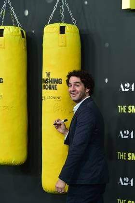 German premiere of THE SMASHJING MACHINE German premiere of THE SMASHJING MACHINE German premiere of THE SMASHJING MACHINE German premiere of THE SMASHJING MACHINE German premiere of THE SMASHJING MACHINE Arrival at the German premiere of THE SMASHJING MACHINE with director and screenwriter Benny Safdie in Berlin on, 22 09 2025 Photopress Mueller
