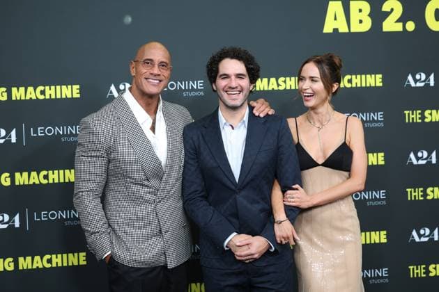 Premiere THE SMASHING MACHINE Between Triumph and Abyss Dwayne The Rock Johnson Emily Blunt Director and screenwriter Benny Safdie German premiere at the Berlin Zoo Palast Cinema of THE SMASHING MACHINE Between Triumph and Abyss Copyright: xx