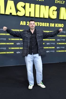 German premiere of THE SMASHING MACHINE Tim Johnson at the German premiere of THE SMASHING MACHINE in Berlin Date 22 09 2025 Copyright: xEventpressxBerndtx