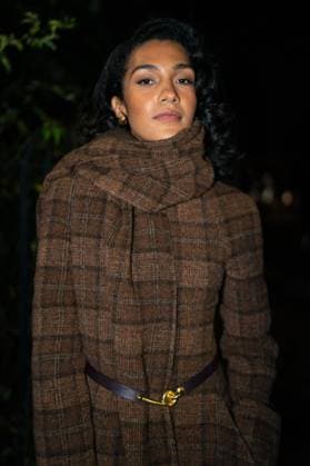 Burberry show at the London Fashion Week - 22 Sep 2025 Olivia Dean attends the Burberry show during the London Fashion Week at Hyde Park. London United Kingdom Copyright: xLounisxTiarx xSOPAxImagesx _DSC7444