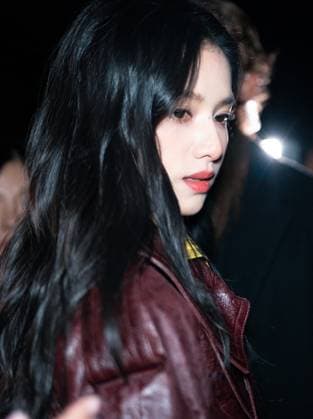 Burberry show at the London Fashion Week - 22 Sep 2025 Jingyi Zhang attends the Burberry show during the London Fashion Week at Hyde Park. London United Kingdom Copyright: xLounisxTiarx xSOPAxImagesx _DSC7496