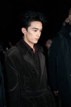 Burberry show at the London Fashion Week - 22 Sep 2025 Leo Wu attends the Burberry show during the London Fashion Week at Hyde Park. London United Kingdom Copyright: xLounisxTiarx xSOPAxImagesx _DSC7465