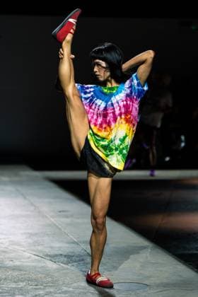 Ashish fashion show at the London Fashion Week in London - 22 Sep 2025 A model walks the runway at the Ashish show during the London Fashion Week. London United Kingdom Copyright: xLounisxTiarx xSOPAxImagesx _DSC6812